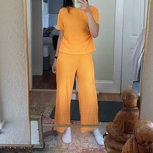 Textured orange pants and top ZARA KIDS